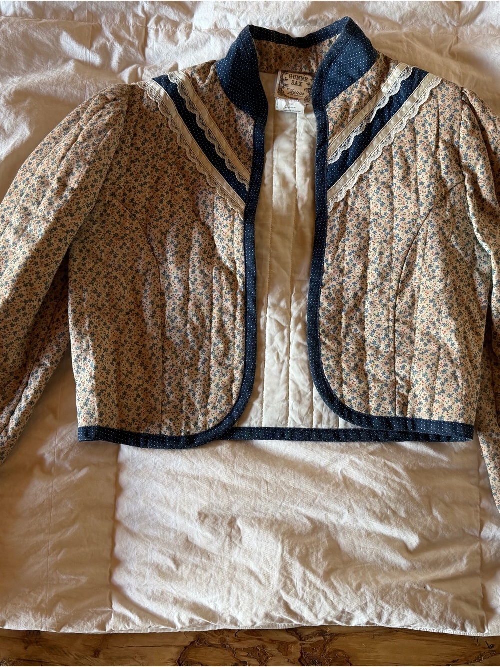 1970s Gunne Sax by Jessica Quilted Floral Prairie Jacket size 7 - Picture 3 of 7